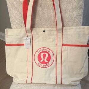 lululemon athletica Cream & Salmon Daily multi pocket canvas Tote Bag NWT
